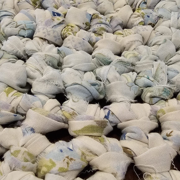 Handcrafted Oval Rag Rug - White and Blue - Picture 5 of 9